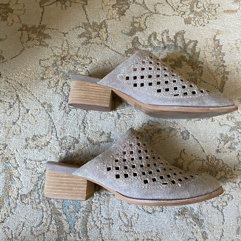 Jeffrey Campbell booties size 10